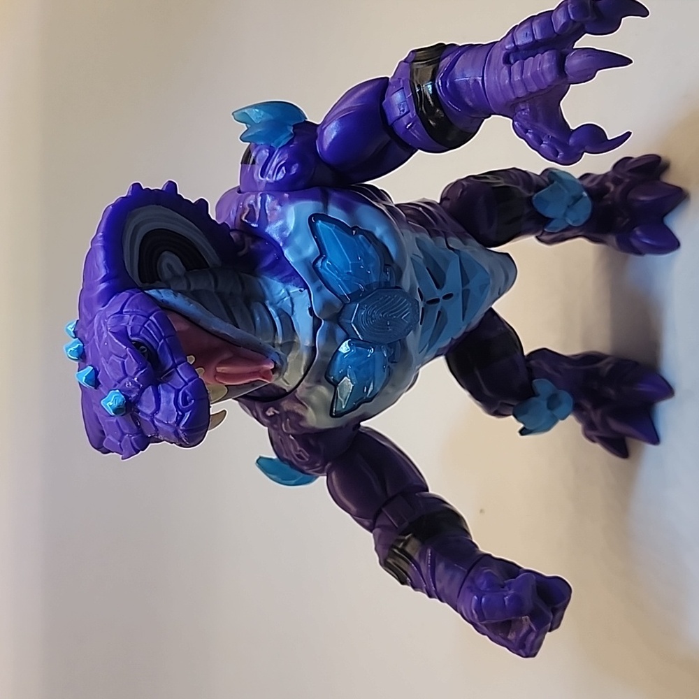 Bionic Lab Stealth Reptile Cobra Action Figure | Purple Blue Rare Toy